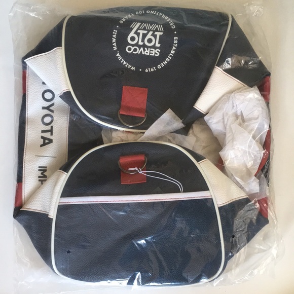 Toyota Other - 🐥 VINTAGE Toyota duffle bag, celebrating 100 years